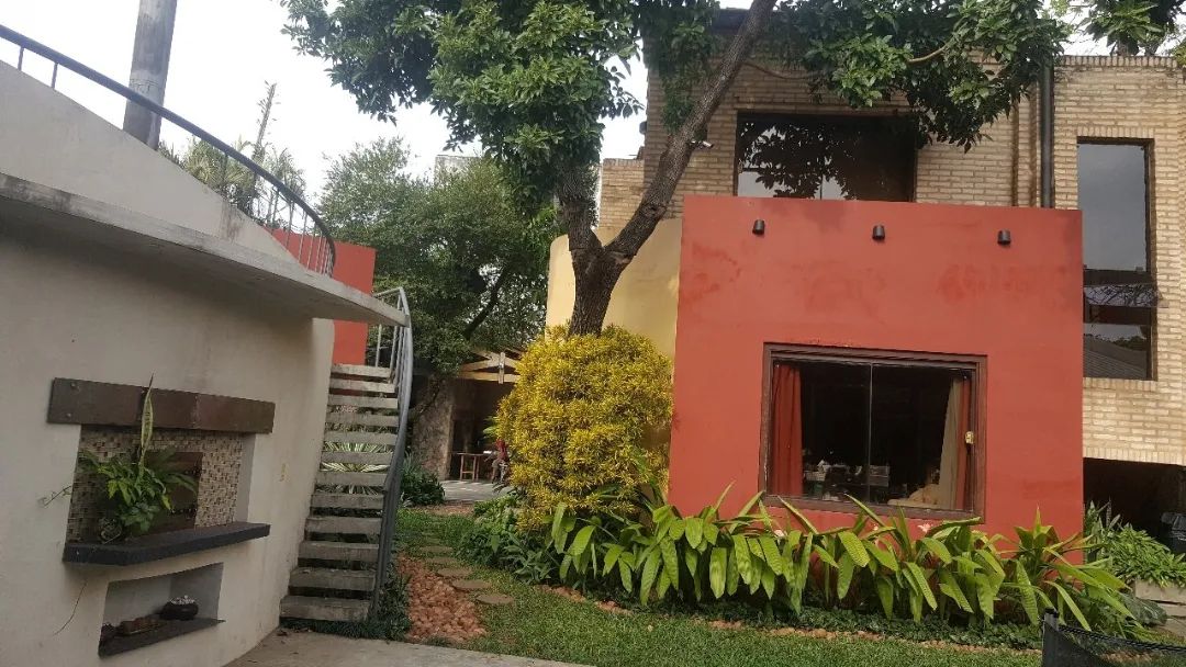 Vendo Casa De 4 Dormitorios En Barrio Cañada De Ybyray — foto 2