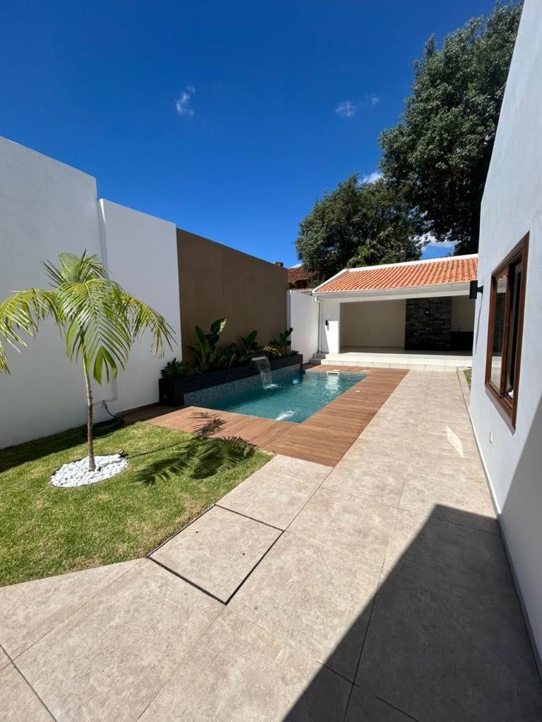 Vendo casa refaccionada a nueva zona Complejo Santos y Textilia, B°Jara — foto 2
