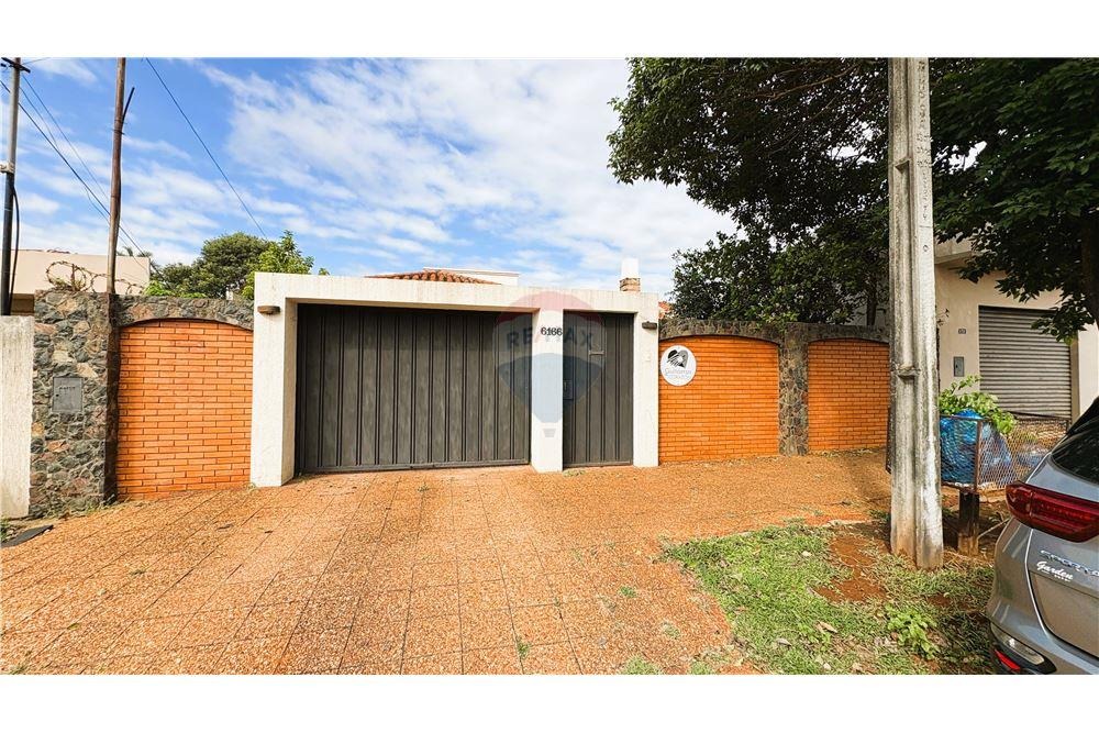 Casa en venta en Los Laureles