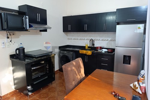 Vendo en Fernando de la mora Duplex en zona privilegiada — foto 3