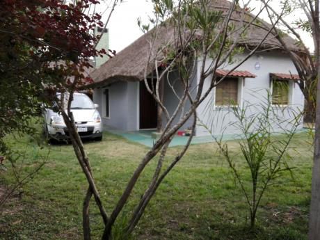 Venta Salinas Oportunidad 2 Casas+ Parrillero En Un Padron Acepta Bhu