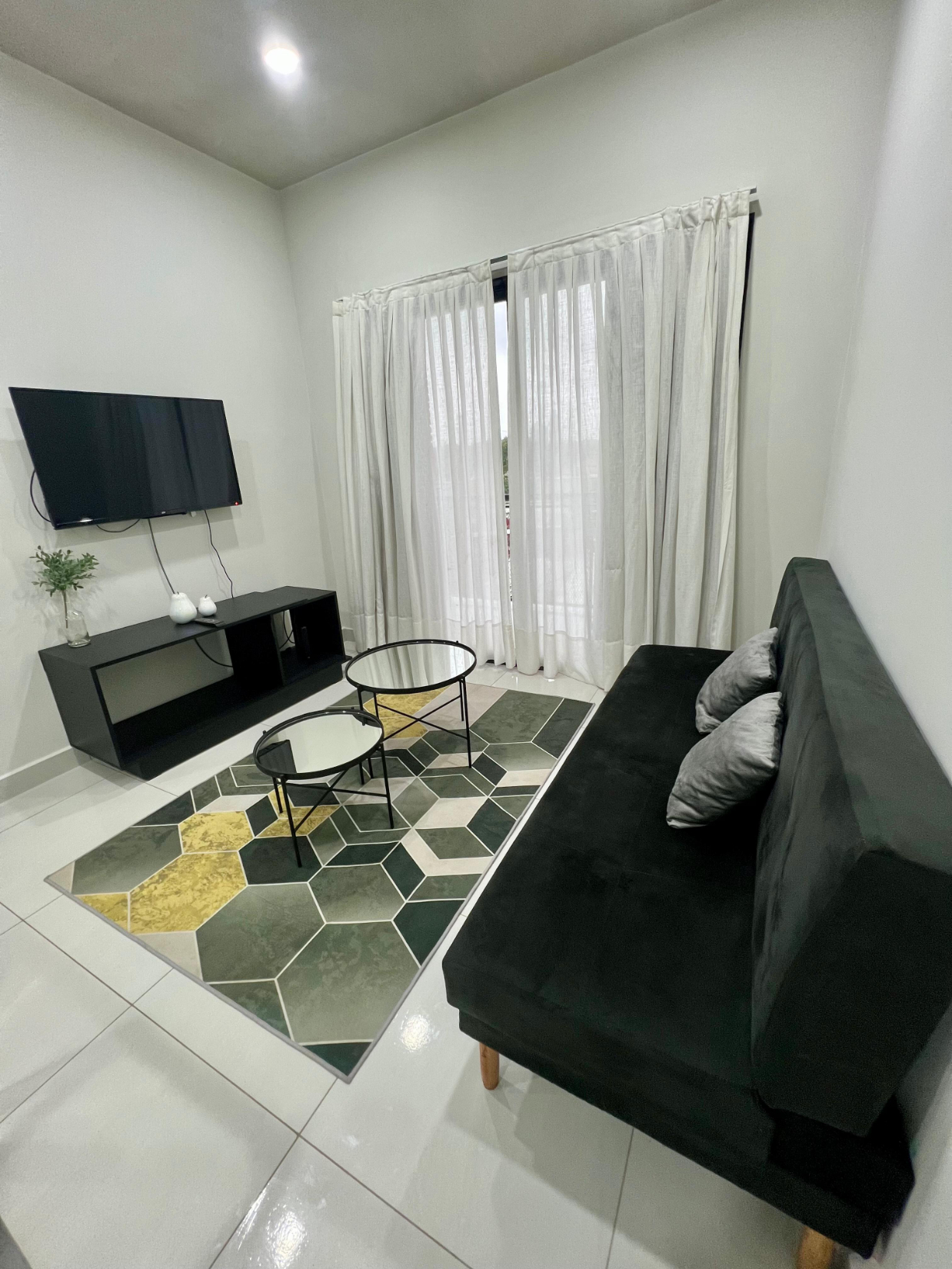 ALQUILO DEPARTAMENTO AMOBLADO EN LUQUE — foto 3