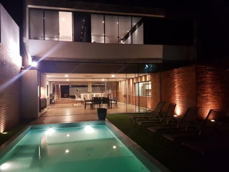 Vendo Hermosa Casa Premium A Estrenar En Villa Morra