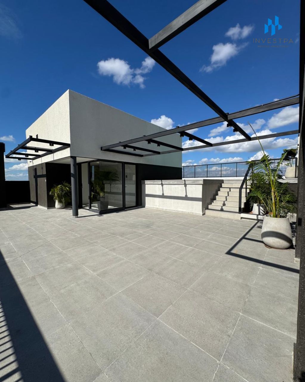 ALQUILO DEPARTAMENTO AMOBLADO  DE 2 DORM - LOS LAURELES — foto 2