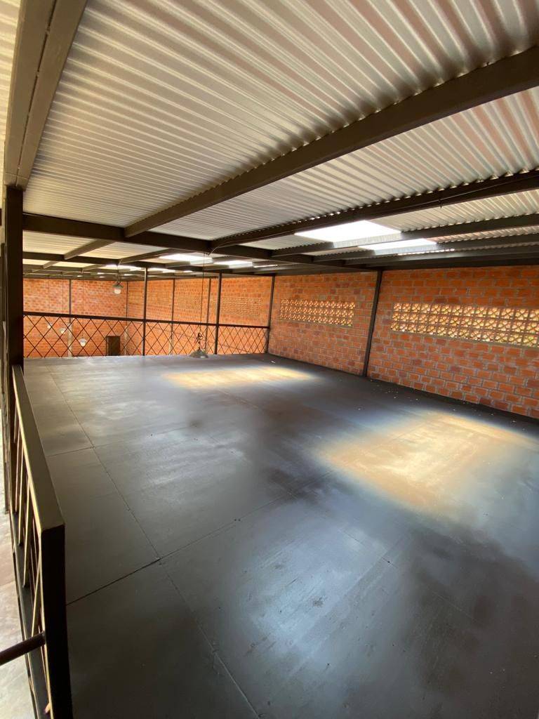 ALQUILO DEPOSITO - CAPIATA ZONA PECHUGON — foto 3