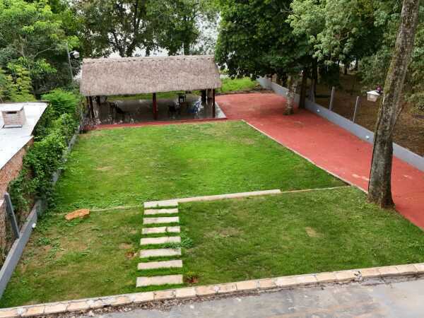 CASA QUINTA EN VENTA  LINDERO AL LAGO ACARAY – KM 12 — foto 3