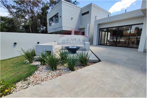 Vendo Residencia De Lujo A Estrenar En San Bernardino — foto 3