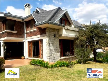 Código 11992, Irpavi, Casa En Venta, La Paz, Bolivia