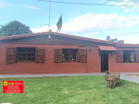 Casa - 3 Dormitorios - Alquiler - Inmobiliaria Calipso