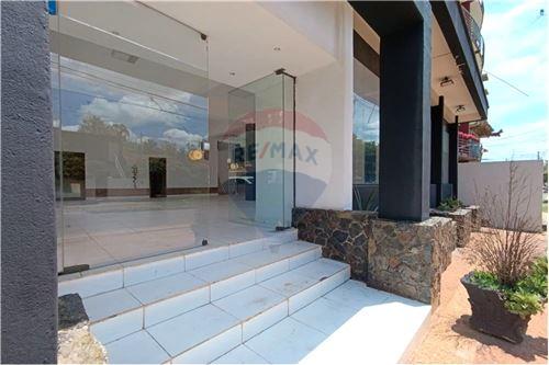 LOCAL COMERCIAL EN VENTA, CENTRAL FERNANDO DE LA MORA — foto 2