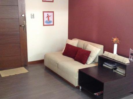 En Venta Hermosa Oficina Zona Cala Cala