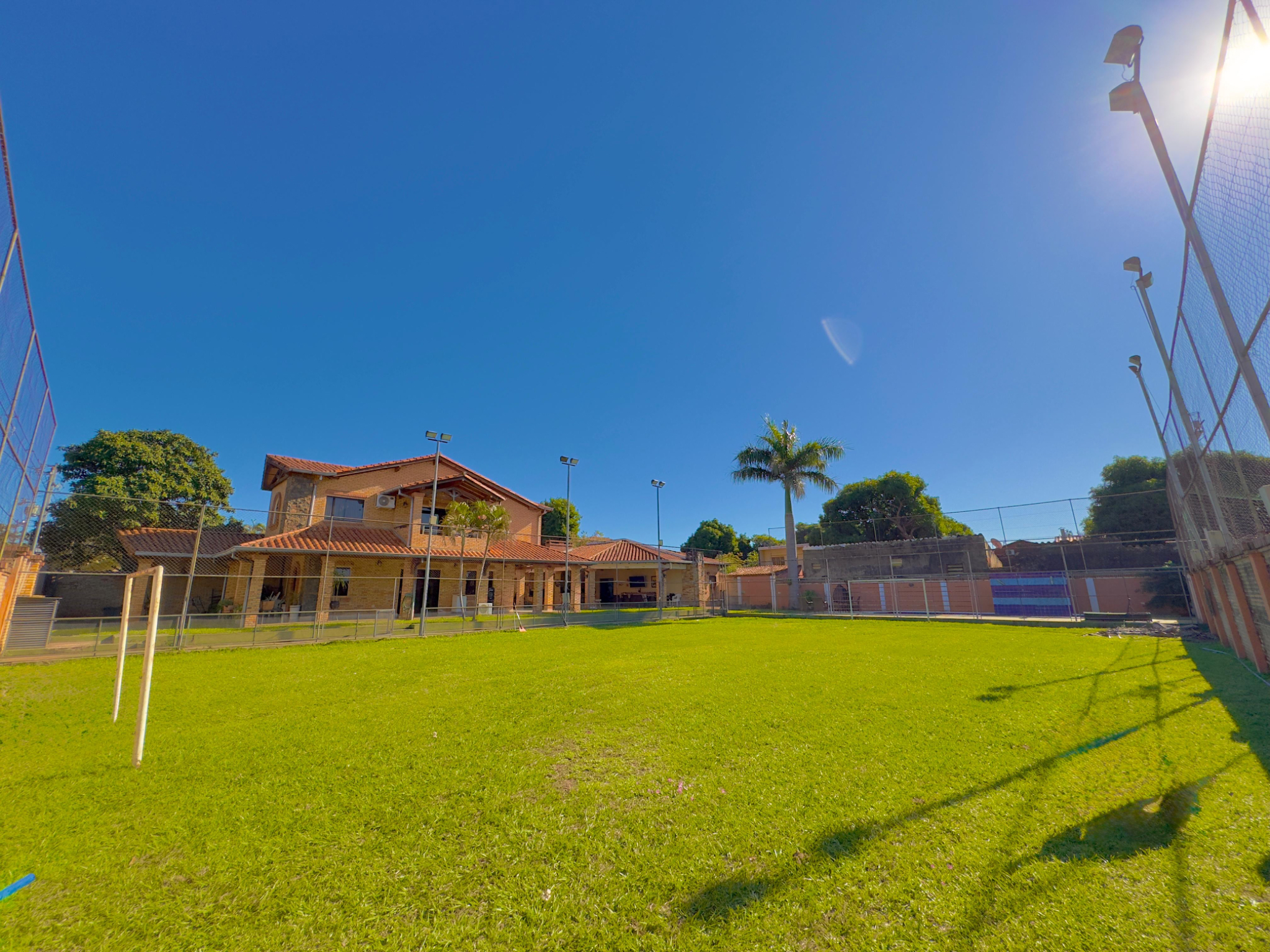 Vendo hermosa residencia en Villa Elisa — foto 3