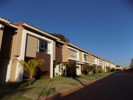 Casa En Alquiler Av. Piraí 6to Anillo