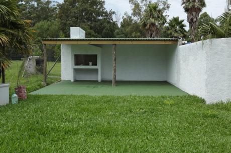 Estrene Casa A Una Cuadra De La Playa Por U$ 45.000