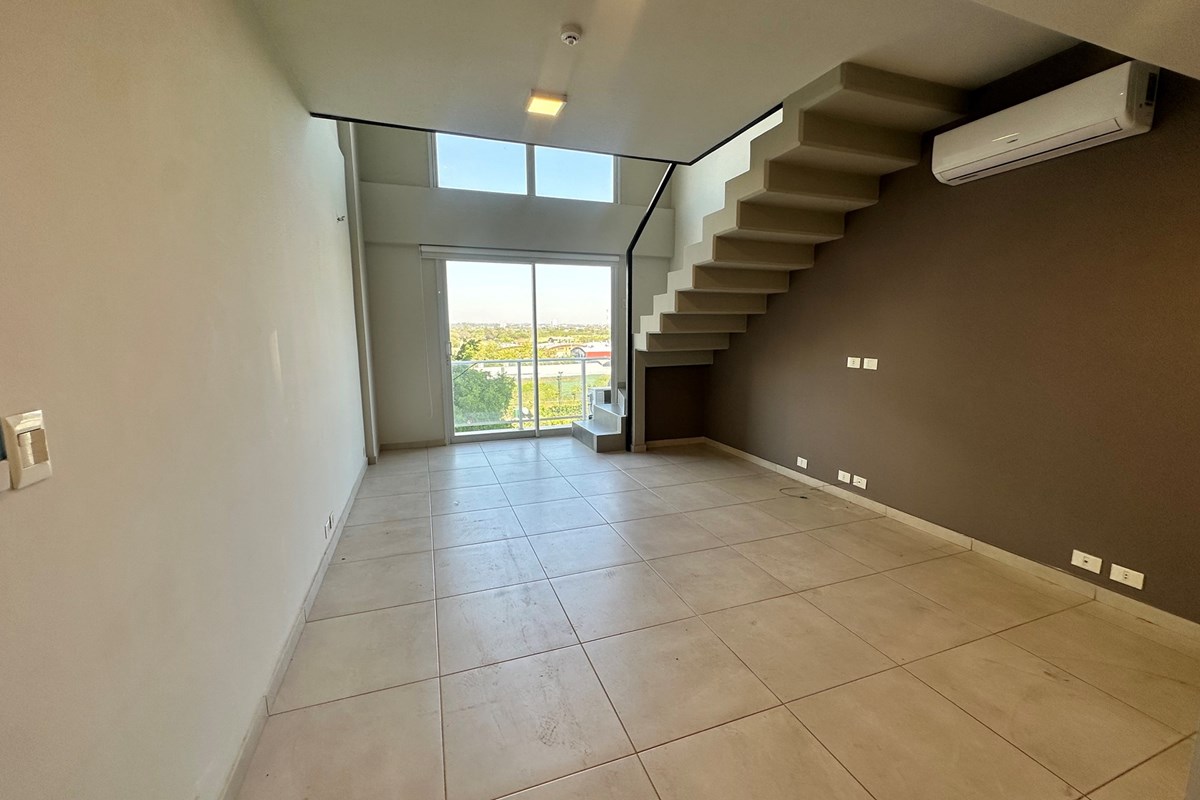 ALQUILO DEPARTAMENTO TIPO LOFT EN ASUNCION YTAY — foto 3