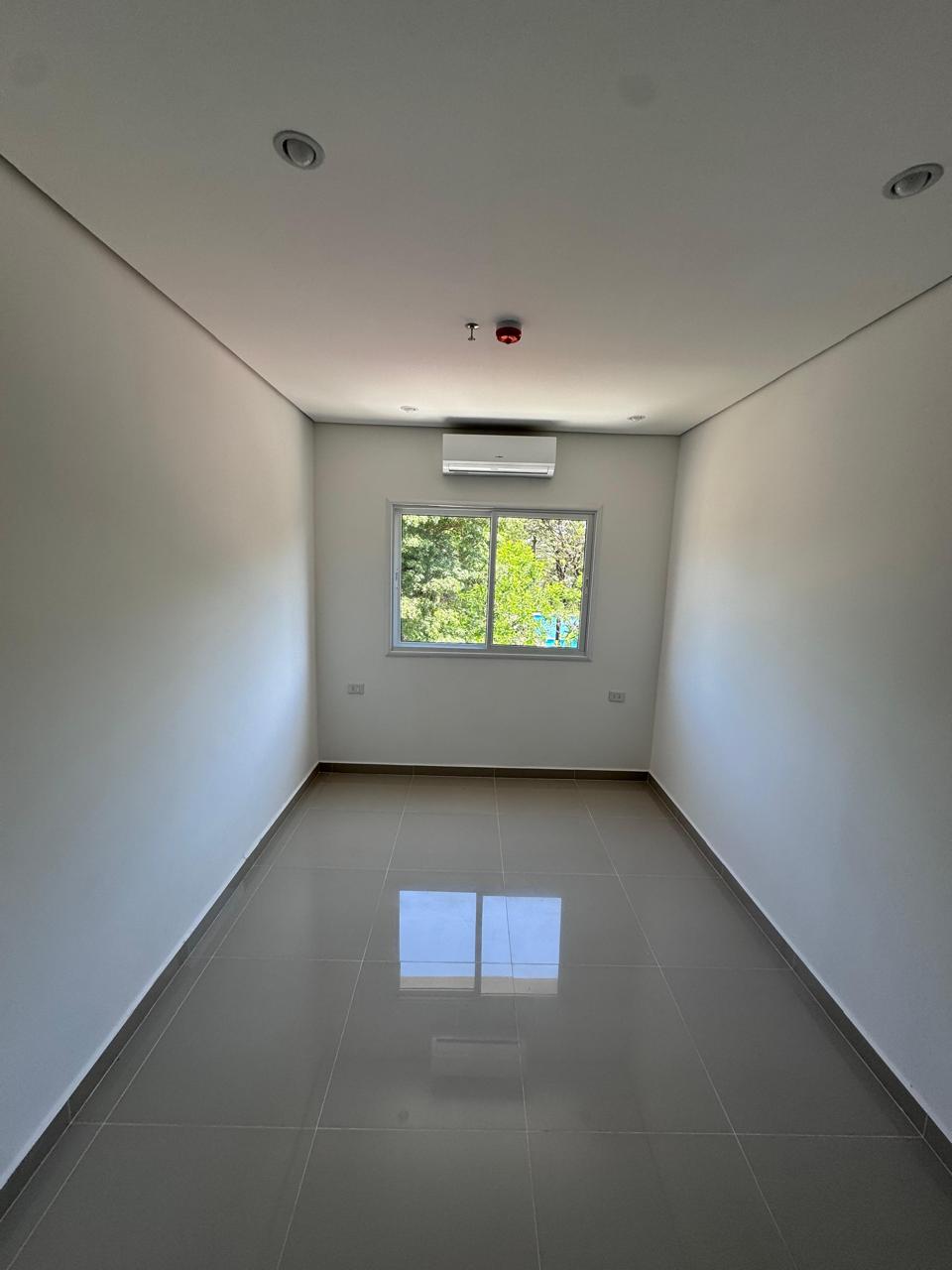 ALQUILO DEPARTAMENTO DE 2 DORM. EN B° LAS MERCEDES — foto 2
