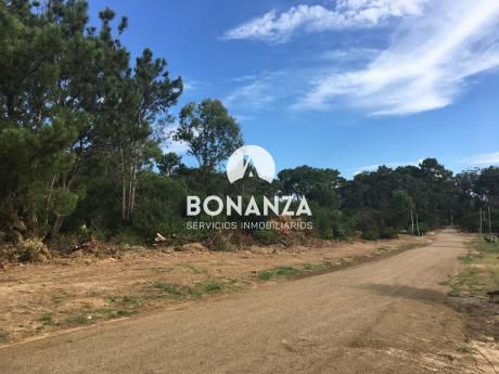 Terreno En Venta, Piriápolis, Punta Colorada