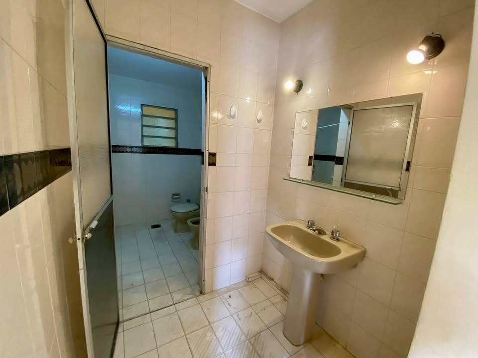 Alquilo Amplio Depto De 2 Hab. En Suite En Barrio Mburicao — foto 2