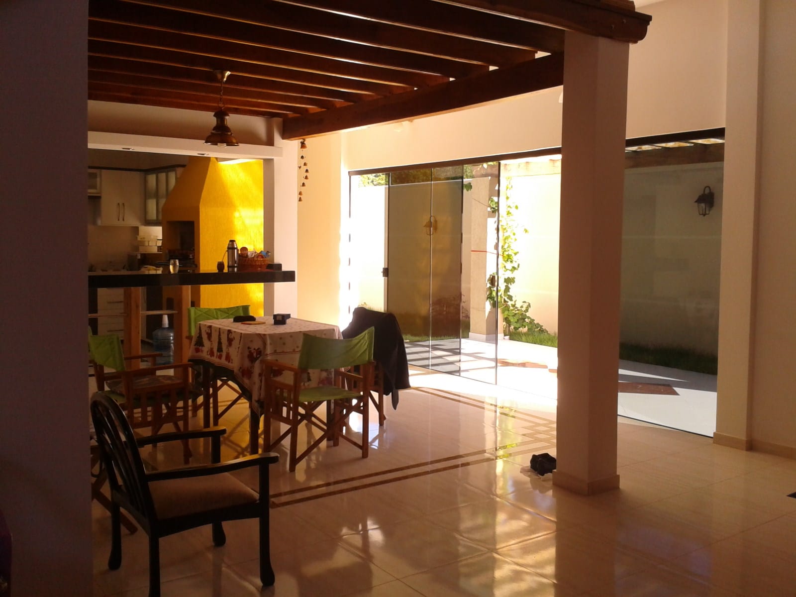 VENDO HERMOSA CASA ESTILO EUROPEO EN KM 6,5!! — foto 2