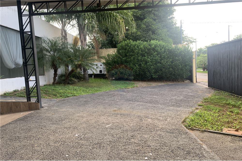 SALON COMERCIAL - ALQUILER — foto 2