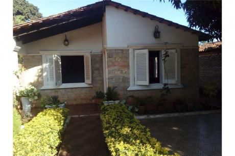 Casa Amoblada En Itauguá Con Buses En Puerta