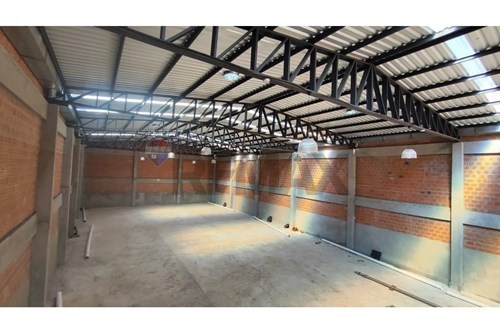 Depósito-Alquiler-PY Central Luque — foto 2