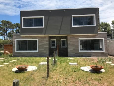 Casa Solymar Sur 3 Dormitorios/2 Baños Parrillero/pérgola,fondo Oportunidad!