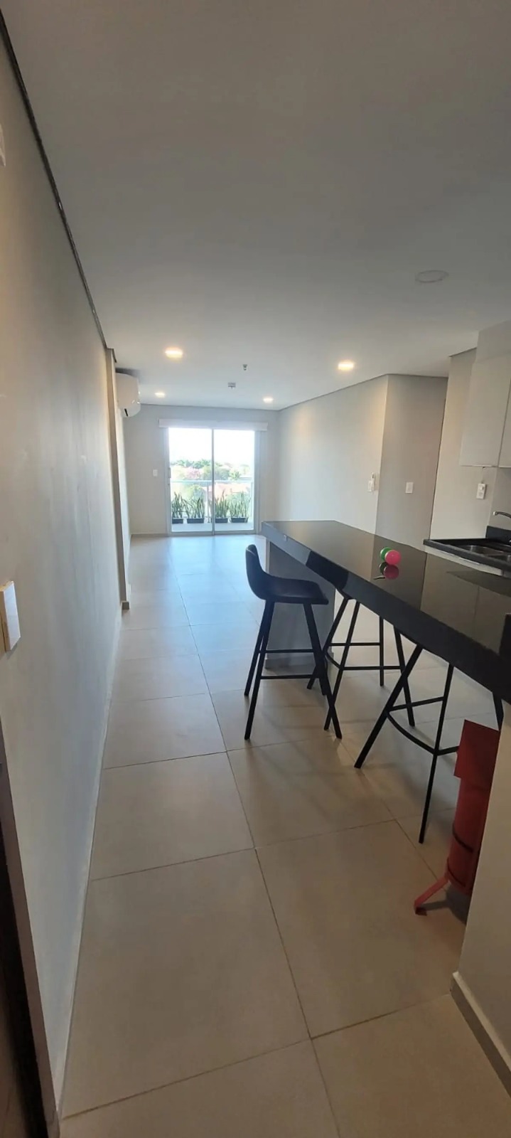 ALQUILO DEPARTAMENTO DE 2 HABITACIONES EN EL EDIFICIO COMARCA — foto 2
