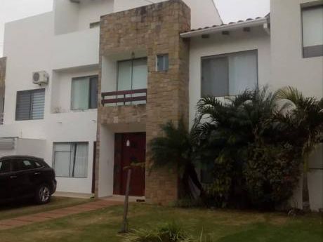Hermosa Casa En Venta