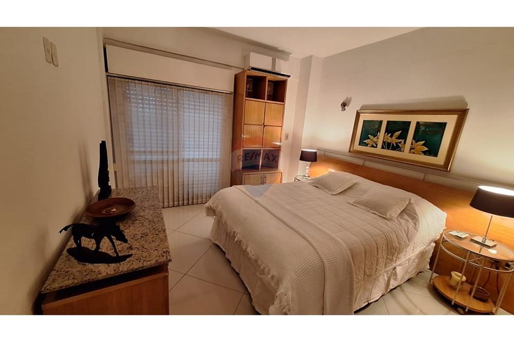 VENDO HERMOSO IMPECABLE APARTAMENTO EN MICROCENTRO DE ENCARNACIÓN — foto 2