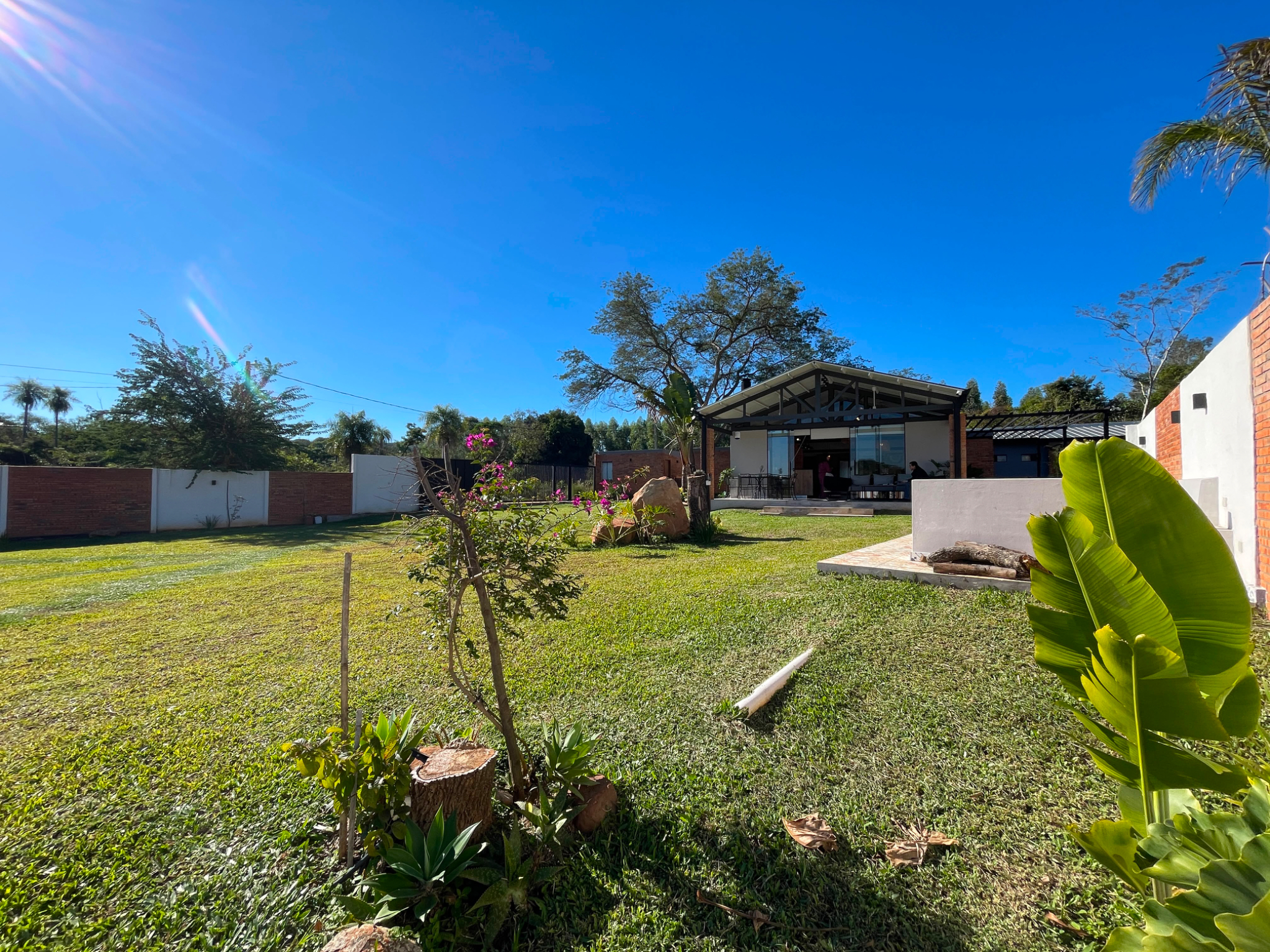 VENDO CASA TOTALMENTE AMUEBLADA Y EQUIPADA - SAN BERNARDINO — foto 3
