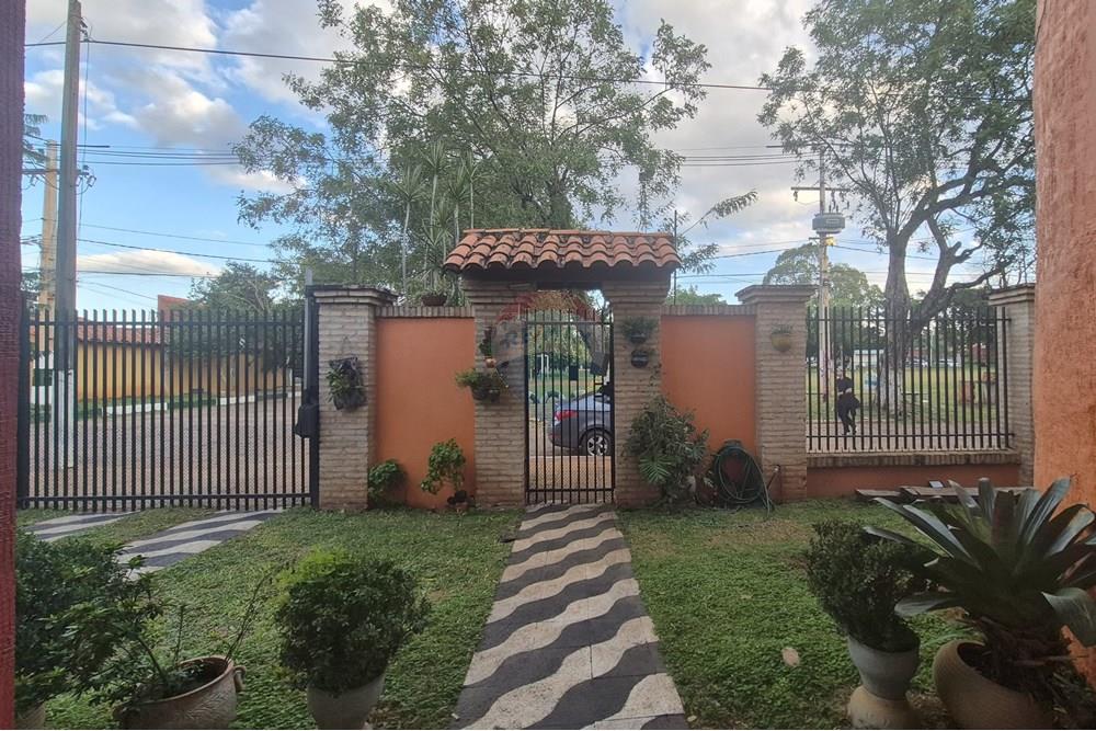 Hermosa Casa en San Lorenzo Bo. Espíritu Santo — foto 2