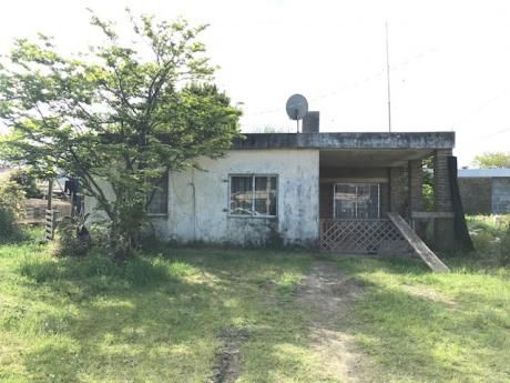 Casa En Lomas De Solymar