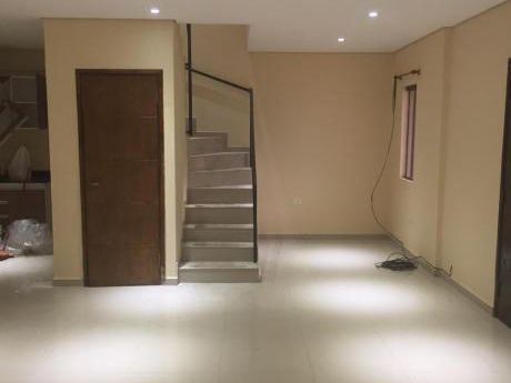 Alquilo Duplex En Lambare
