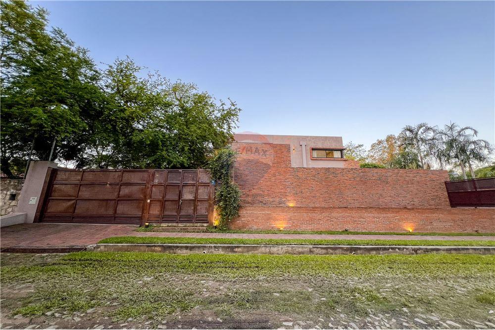 Espectarcular Residencia de Verano, San Bernardino — foto 3