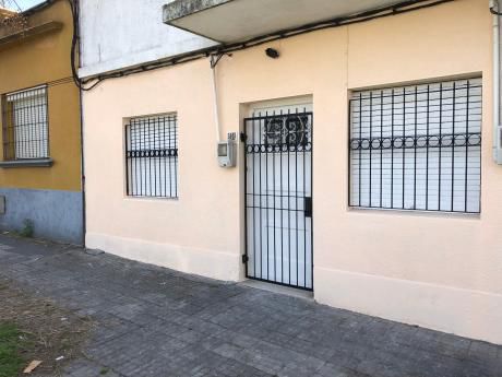 Venta Apartamento 2 Dormitorios Patio Frente