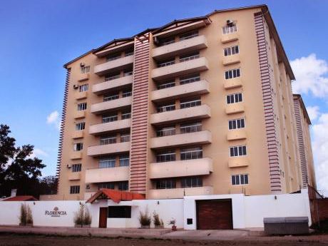Departamento En Venta: Condominio Florencia