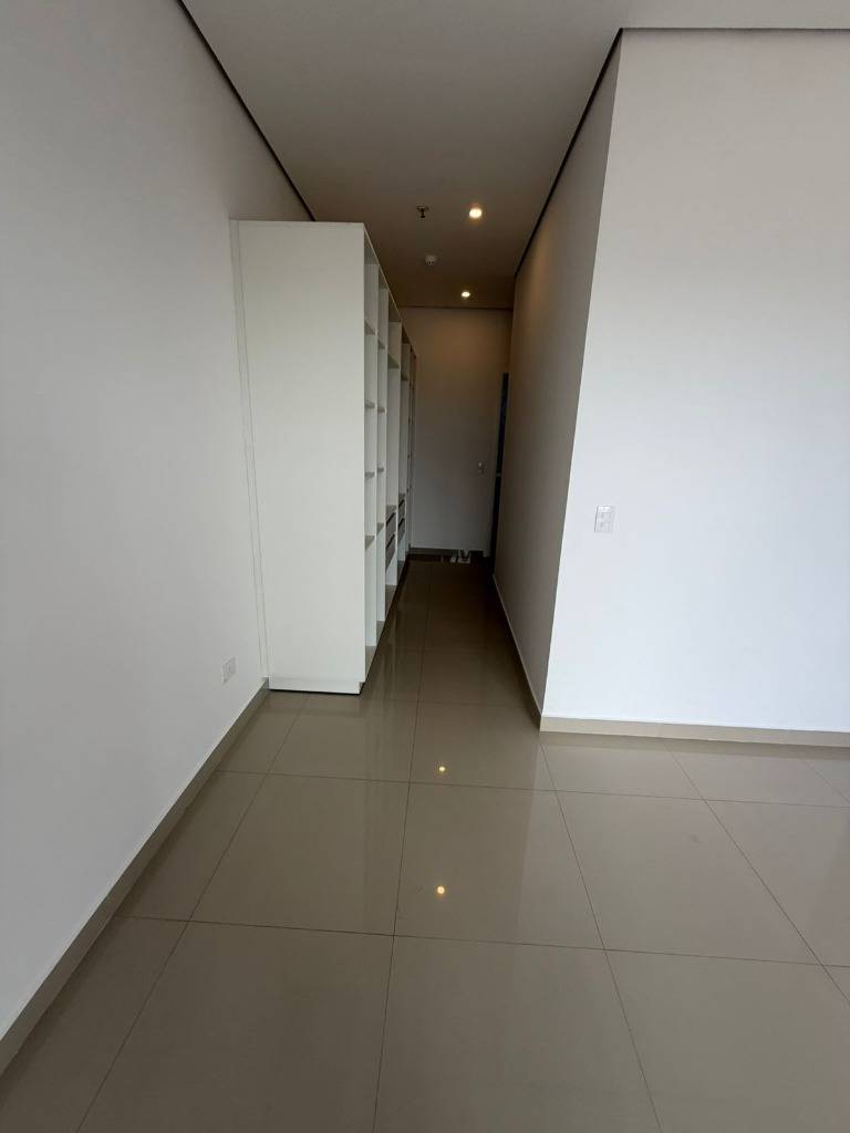 DEPTO. DE 3 DORM. CON 2 SUITES Y 3 BALCONES EN BARRIO HERRERA — foto 2
