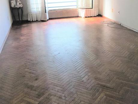 Vendo Departamento Tres Dormitorios Martí C. Martínez Esquina 18 De Julio