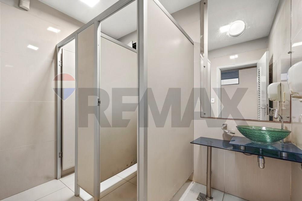 Excelente Propiedad Corporativa En Alquiler — foto 3