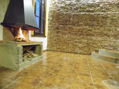 Oficina Sosa - Casa De Altos, 1 Dorm., Restaurada