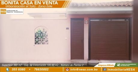 Bonita Casa De Dos Plantas En La Urb. Tatú
