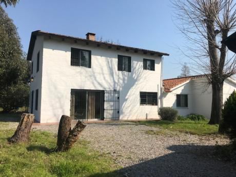 Casa El Pinar Sur 7 Dormitorios 3 Baños En 1732 M2 De Parque