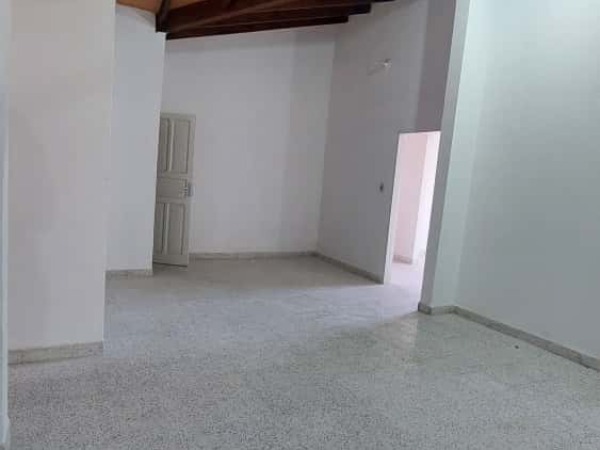 ALQUILO AMPLIO DEPARTAMENTO EN SAN LORENZO DE 4 HABITACIONES — foto 2