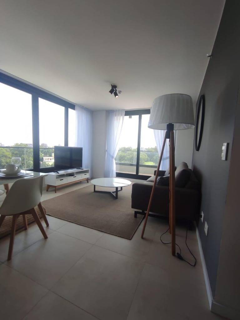 EN VENTA LUJOSO DEPARTAMENTO EN MOLAS LOPEZ — foto 3