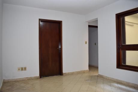 Departamento En Silvio Pettirosi