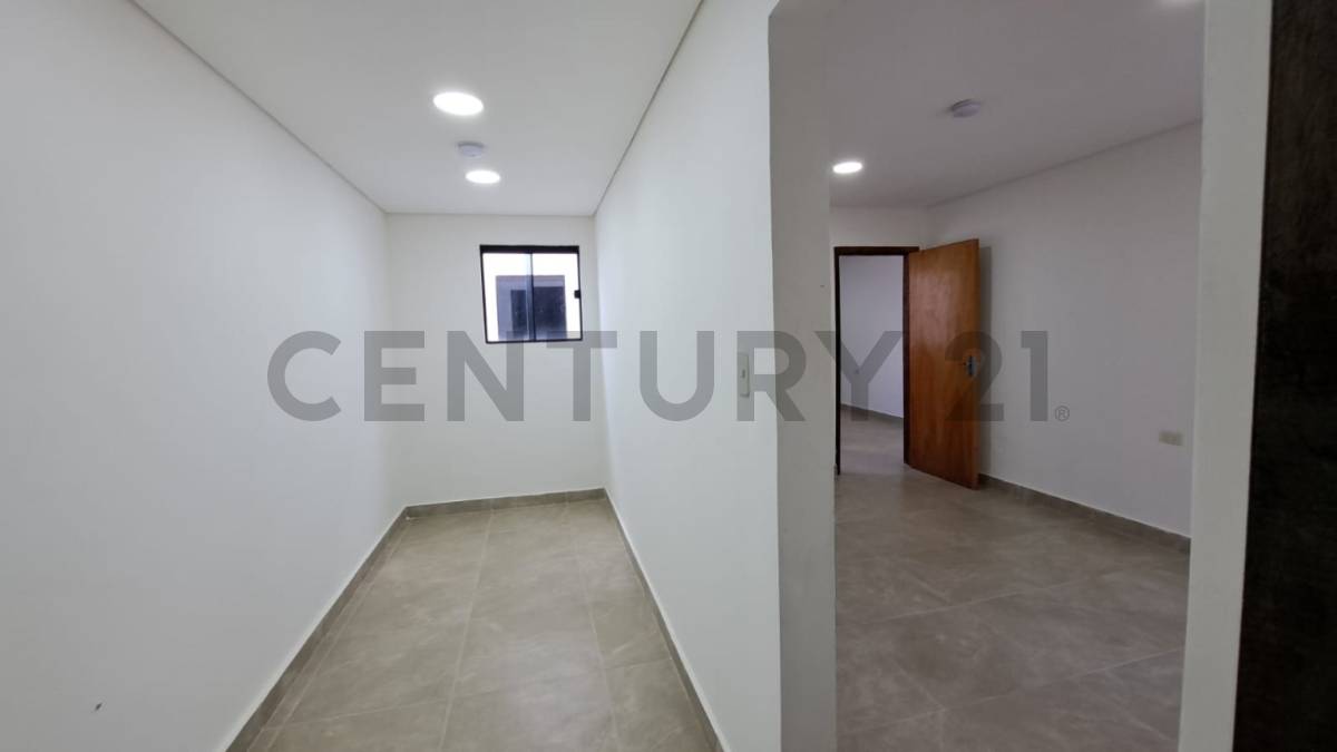 Dúplex en venta – Zona Yacht y Av. Perón — foto 2