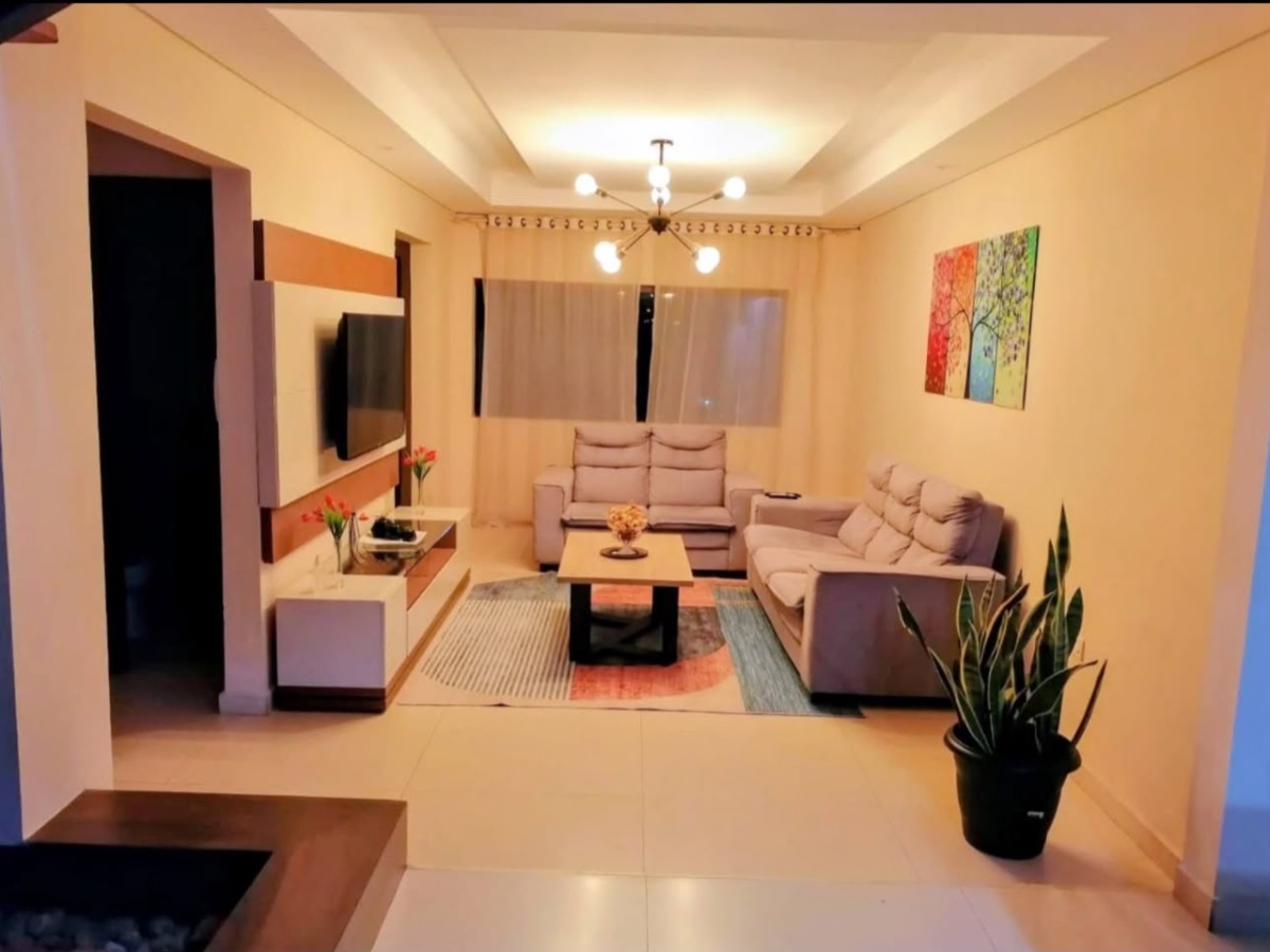 EN VENTA CASA MODERNA EN AREA 1 — foto 2