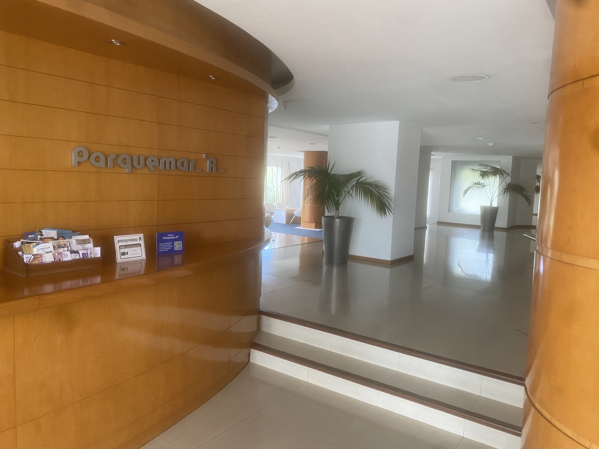 Alquiler Apartamento Amueblado Reciclado 3 Dorm., 2 Baños Pde Maldonado · Foto 2