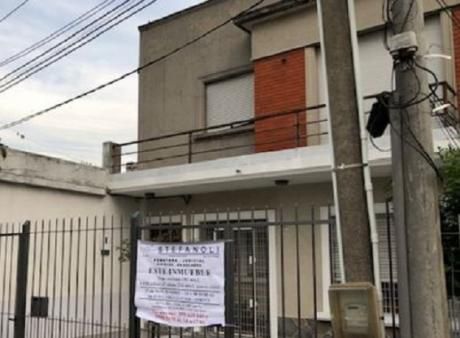 Tres Casas En Un Padrón